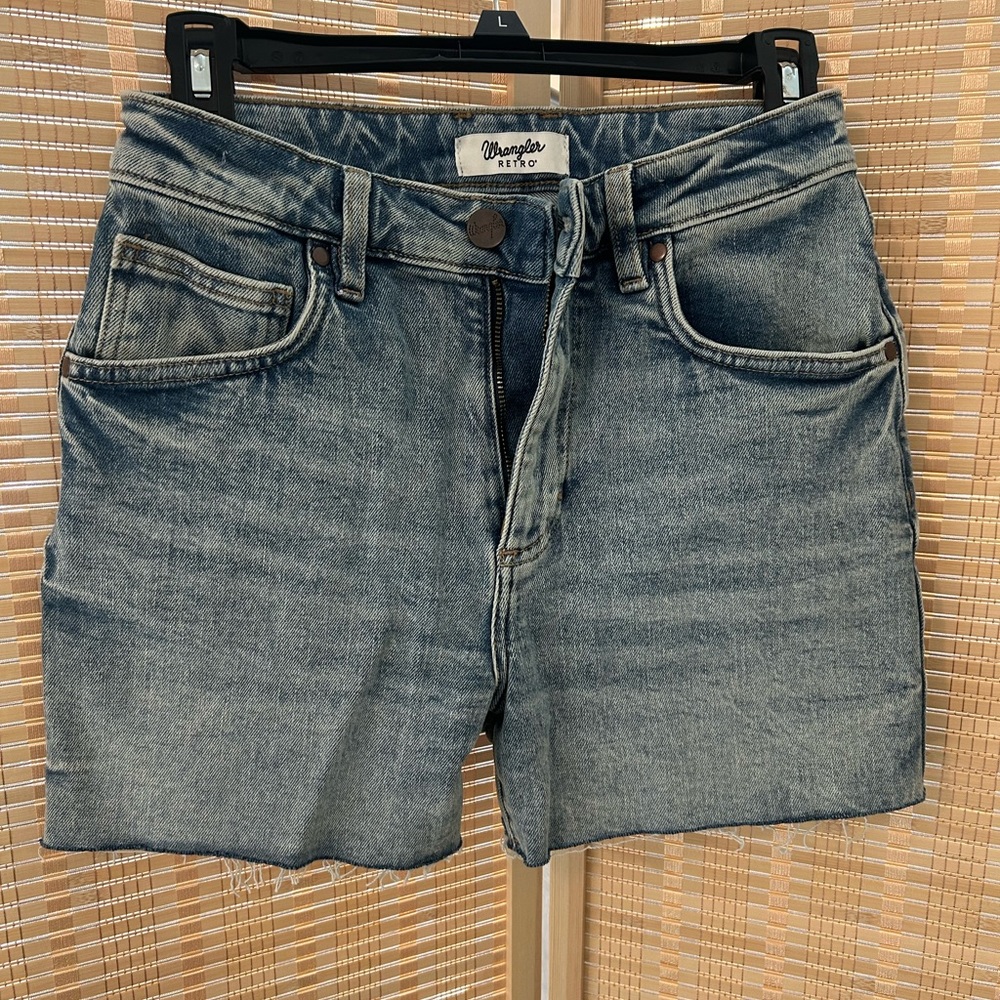 Wrangler Retro High Rise Jean short size 26